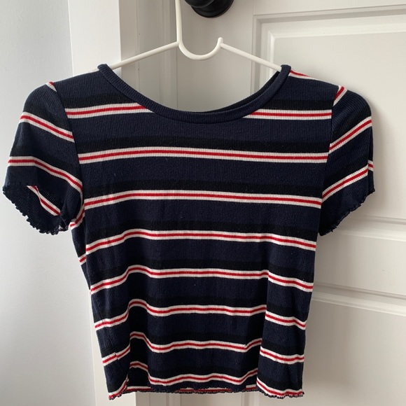 striped lettuce trim tshirt! - Picture 2 of 3